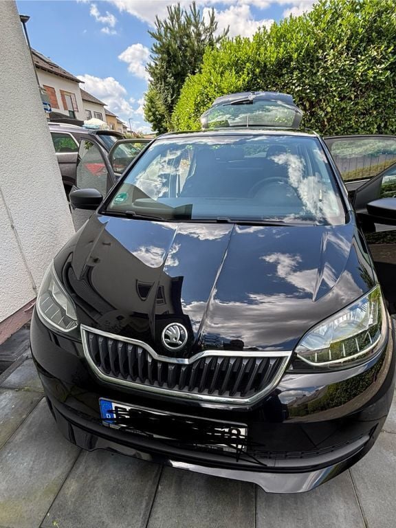 Schwarz Gebraucht 2018 Skoda Citigo Active Kleinwagen | 6.400 € (Guter Preis) - Bild 1/4