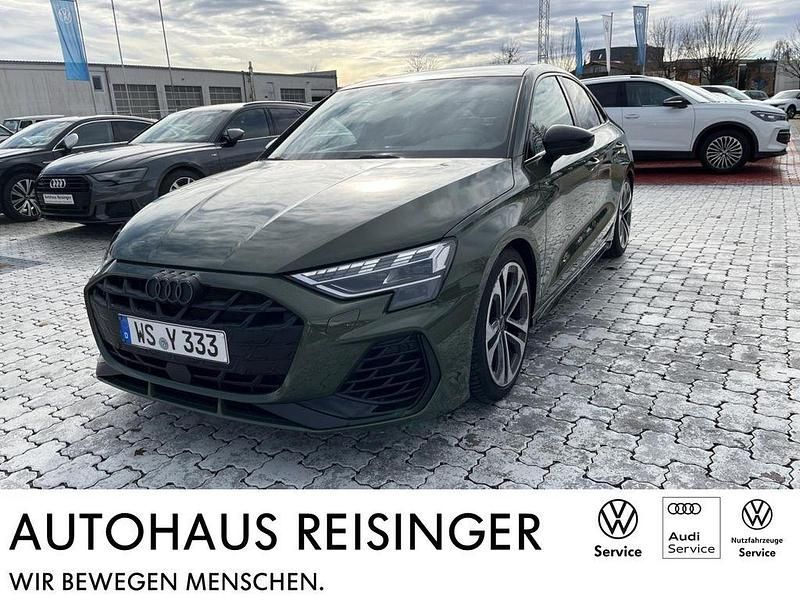 Gebraucht Audi S3 Performance 333 PS (244 kW) 2024 Distriktgrün Limousine