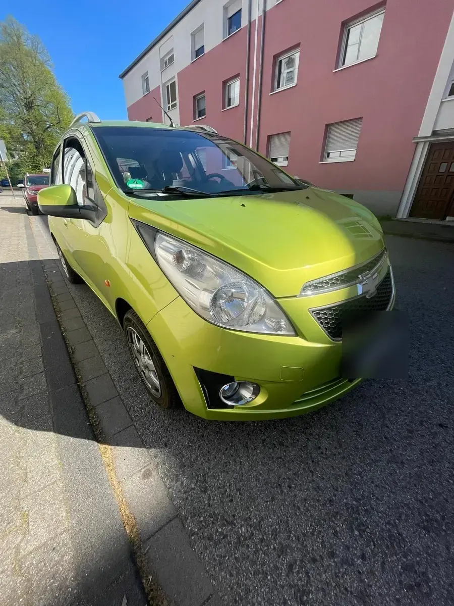 Gebraucht Chevrolet Spark 82 PS (60 kW) 2011 Grün Kleinwagen