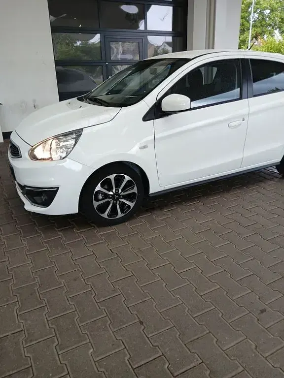 Gebraucht Mitsubishi Space Star Spirit+ 71 PS (52 kW) 2022 Weiß Kleinwagen