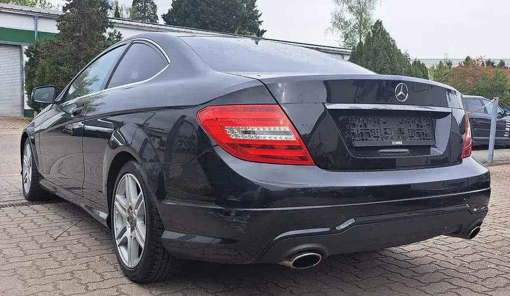 Gebraucht Mercedes C350 306 PS (225 kW) 2012 Schwarz Coupé
