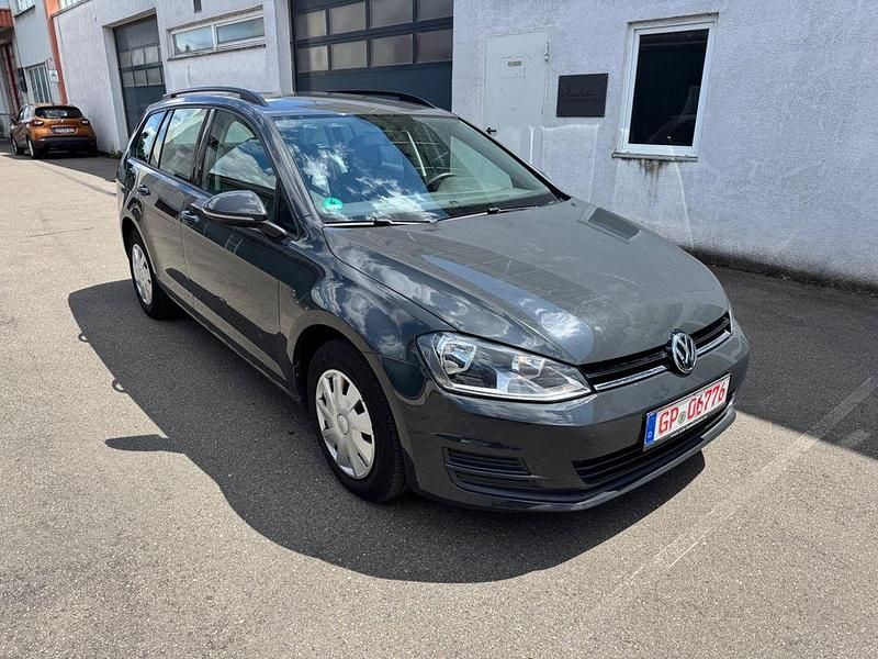 Gebraucht VW Golf VII 110 PS (80 kW) 2015 Grau Kombi