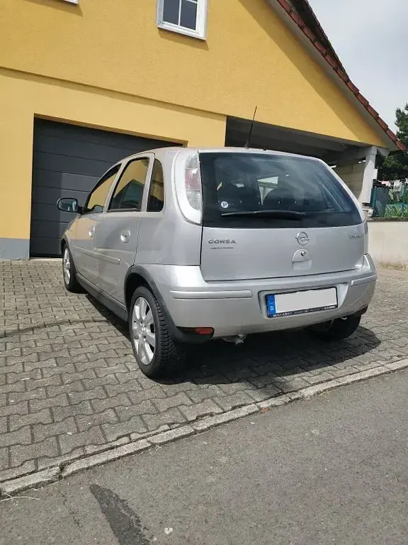 Gebraucht Opel Corsa 80 PS (58 kW) 2006 Silber Kleinwagen
