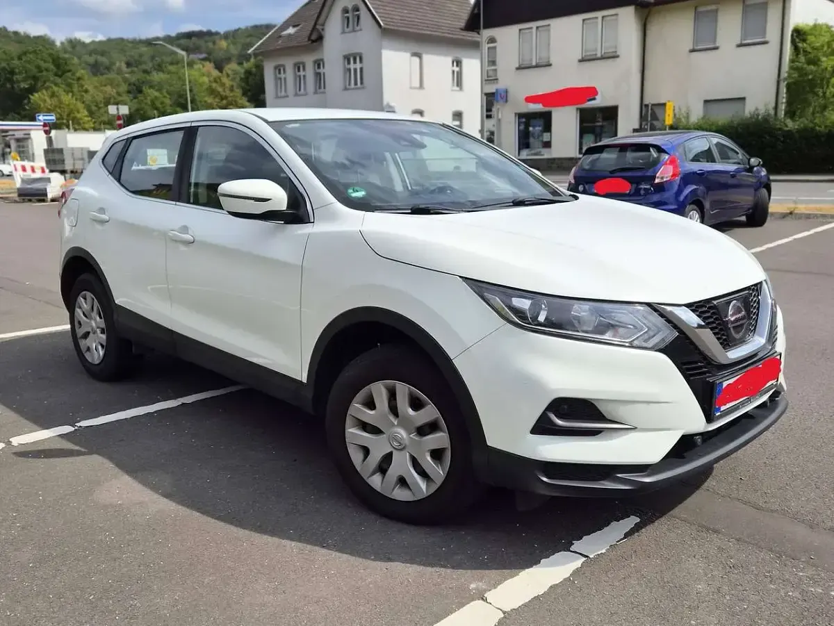 Gebraucht Nissan Qashqai Visia 116 PS (85 kW) 2018 Weiß SUV
