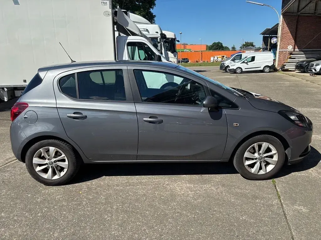 Usata Opel Corsa Selection 90 CV (66 kW) 2016 Grigio Utilitaria