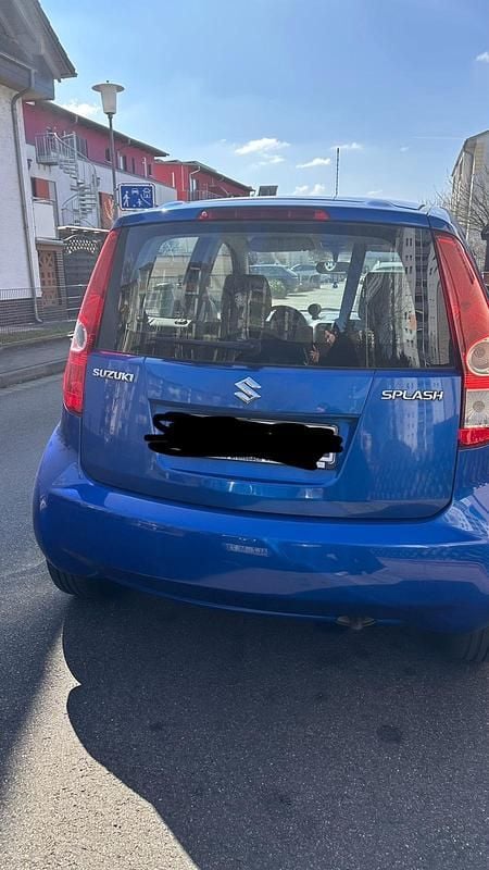 Gebraucht Suzuki Splash 65 PS (47 kW) 2010 Blau Kleinwagen