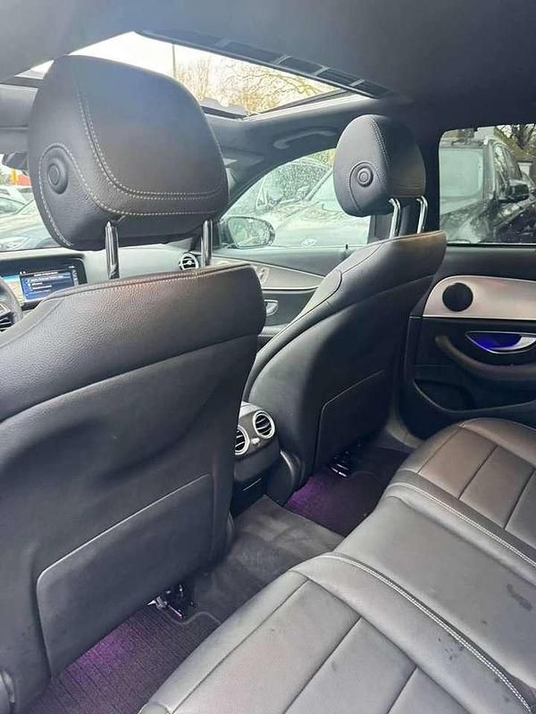 Gebraucht Mercedes E350 Avantgarde 258 PS (189 kW) 2017 Schwarz Limousine