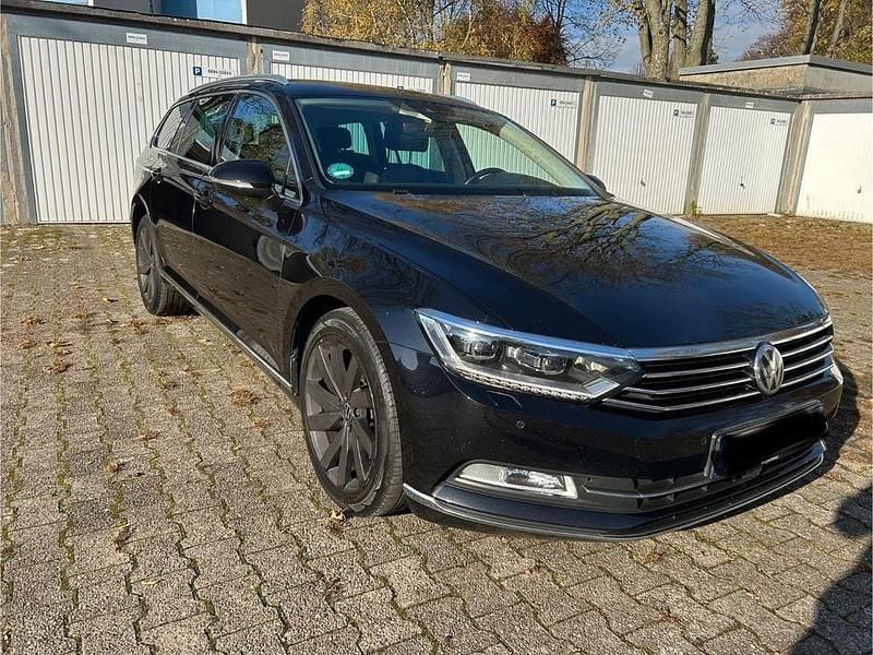 Gebraucht VW Passat Business 220 PS (161 kW) 2018 Schwarz Kombi