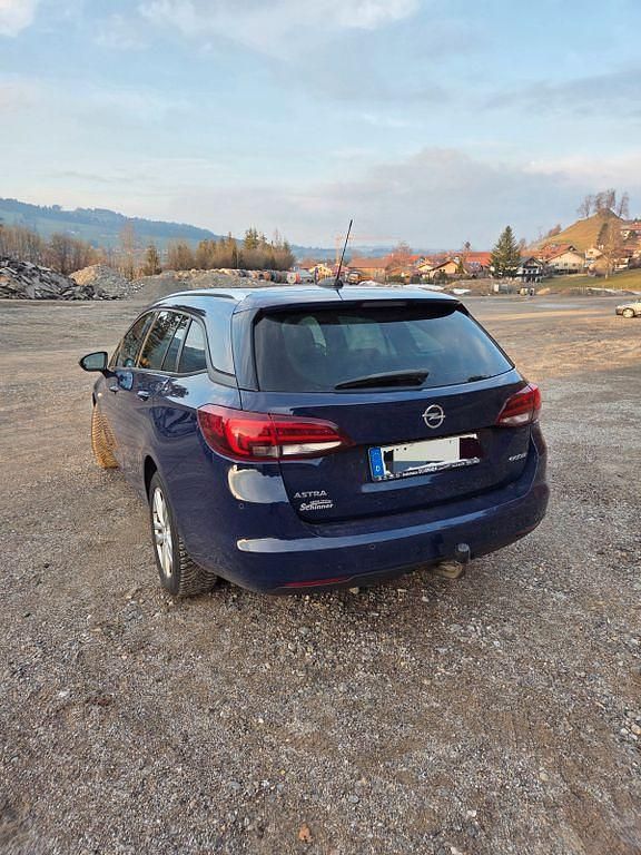 Gebraucht Opel Astra Sport 105 PS (77 kW) 2018 Blau Kombi