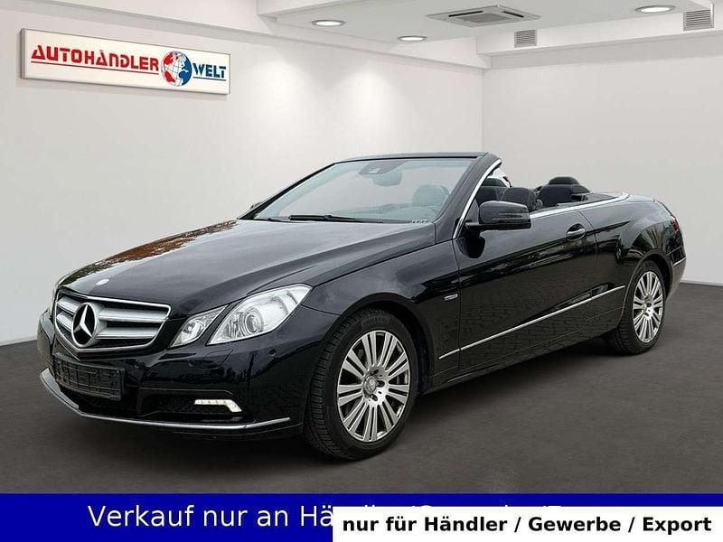 Schwarz Gebraucht 2010 Mercedes E200 Avantgarde Cabrio | 10.299 € (Superpreis) - Bild 1/3