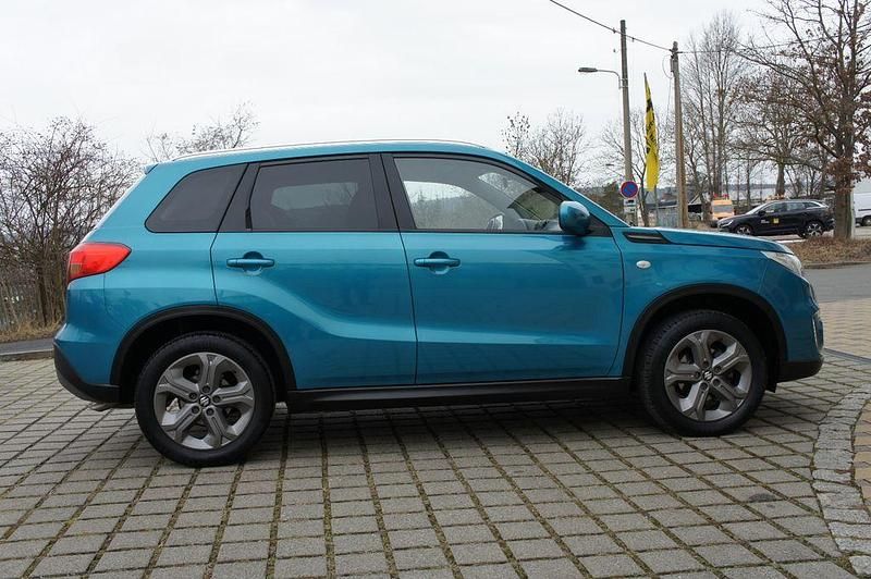 Gebraucht Suzuki Vitara Comfort 120 PS (88 kW) 2015 Blau SUV