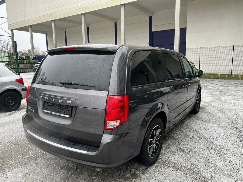Gebraucht Dodge Grand Caravan 287 PS (211 kW) 2017 Grau Van / Kleinbus
