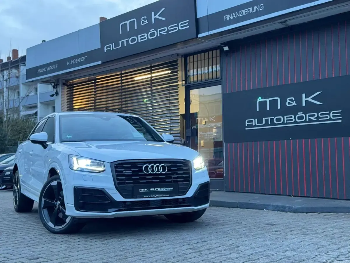 Gebraucht Audi Q2 Sport 190 PS (139 kW) 2017 Weiß SUV