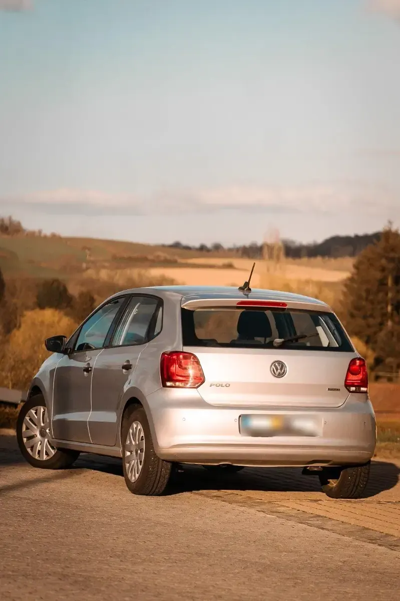 Gebraucht VW Polo 69 PS (50 kW) 2012 Silber Kleinwagen