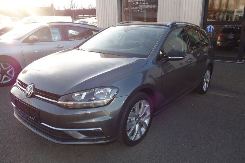 Grau Gebraucht 2019 VW Golf VII IQ Drive Kombi | 18.460 € (Guter Preis) - Bild 1/4