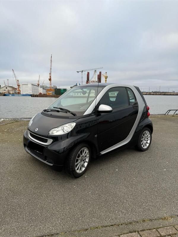 Schwarz Gebraucht 2012 Smart ForTwo Coupé Coupé | 4.800 € (Guter Preis) - Bild 1/4