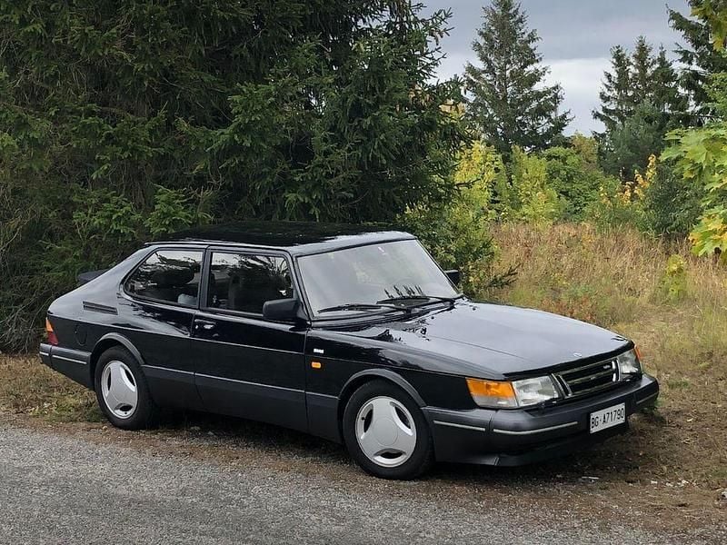 Schwarz Gebraucht 1991 Saab 900 Kleinwagen | 27.900 € - Bild 1/4