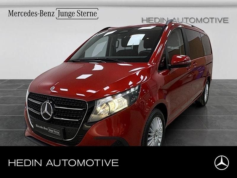 Gebraucht Mercedes V250 190 PS (139 kW) 2024 Rot Van / Kleinbus