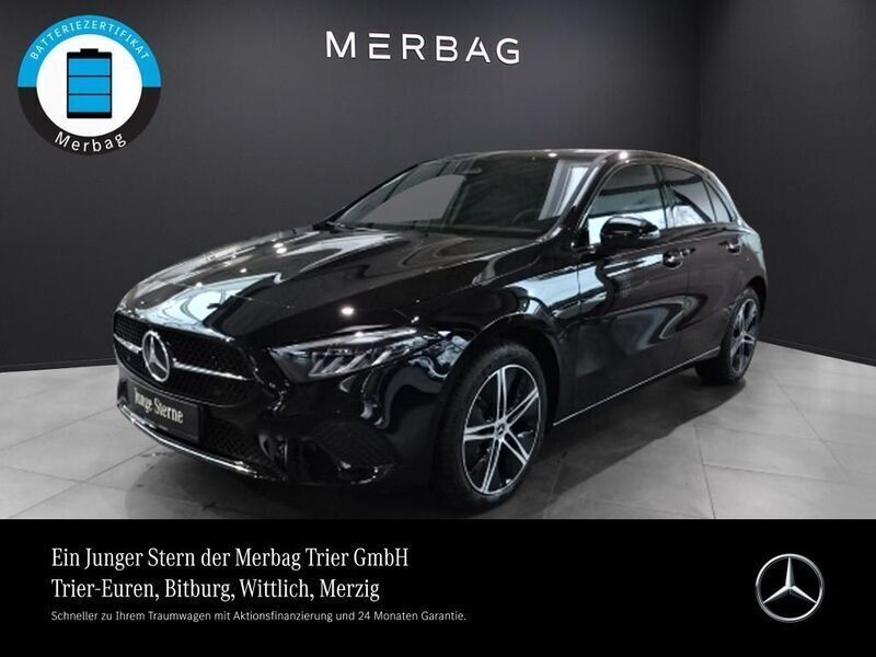 Unilack nachtschwarz Gebraucht 2023 Mercedes A250 Advanced Limousine | 30.960 € (Fairer Preis) - Bild 1/4