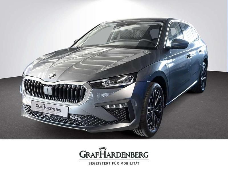 Graphite grau metallic Gebraucht 2025 Skoda Scala Drive Kleinwagen | 26.790 € (Etwas zu teuer) - Bild 1/4