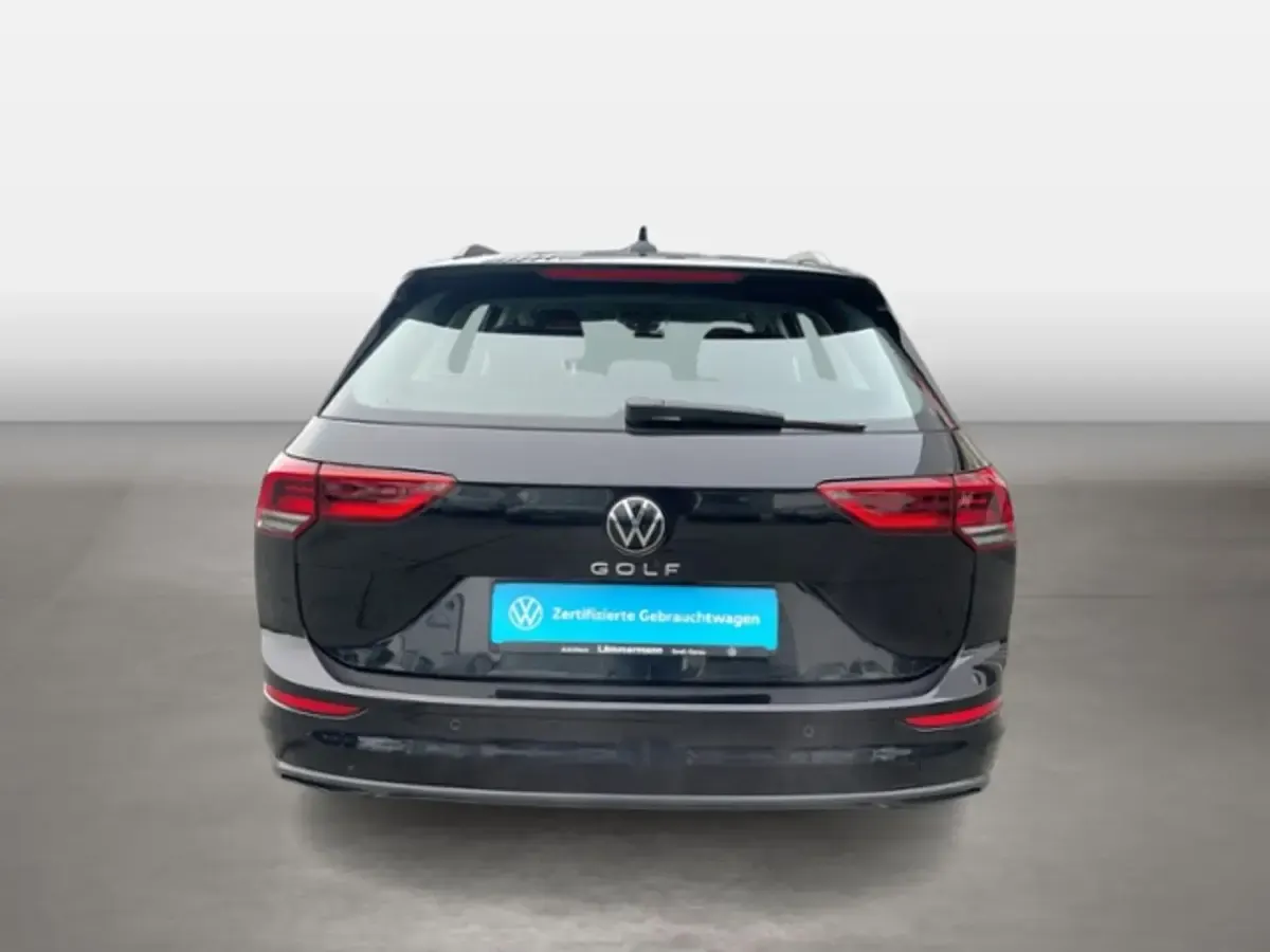 Gebraucht VW Golf VIII Life 116 PS (85 kW) 2023 Kombi