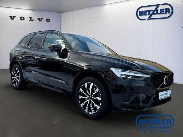 Gebraucht Volvo XC60 Plus 197 PS (144 kW) 2023 Black stone, solid / solid SUV