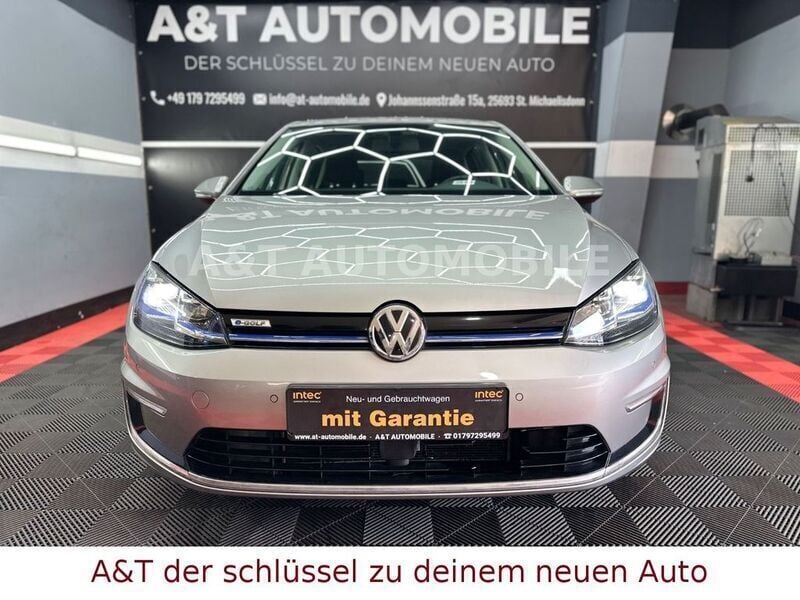 Gebraucht VW e-Golf 100 kW (136 PS) 2017 Silber Kleinwagen