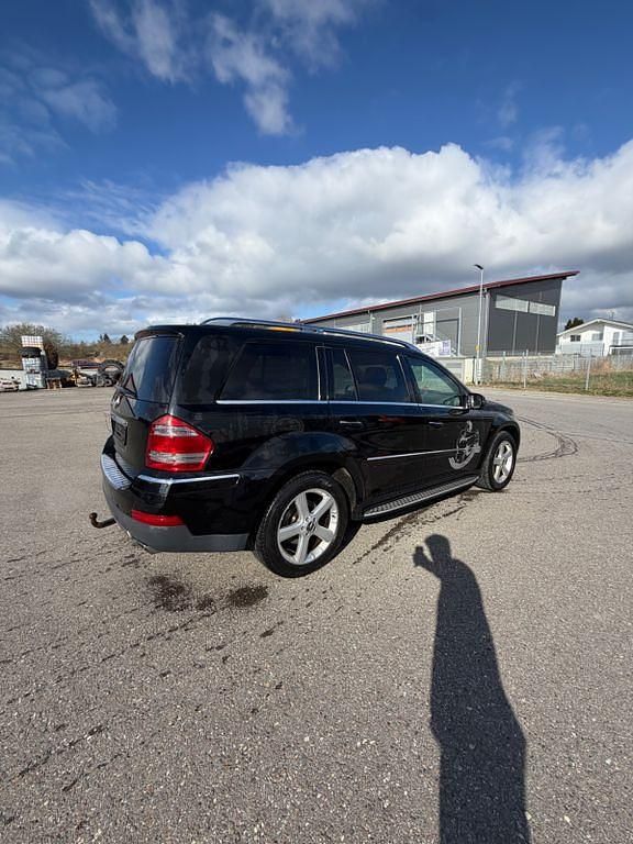 Gebraucht Mercedes GL420 306 PS (225 kW) 2008 Schwarz SUV