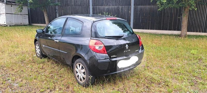 Schwarz Gebraucht 2006 Renault Clio II Kleinwagen | 1.000 € (Superpreis) - Bild 1/4