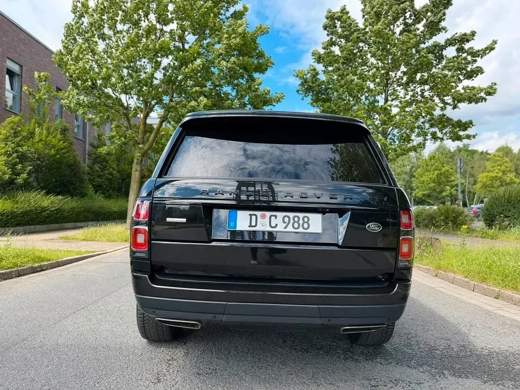 Gebraucht Land Rover Range Rover Autobiography 340 PS (250 kW) 2020 Schwarz SUV