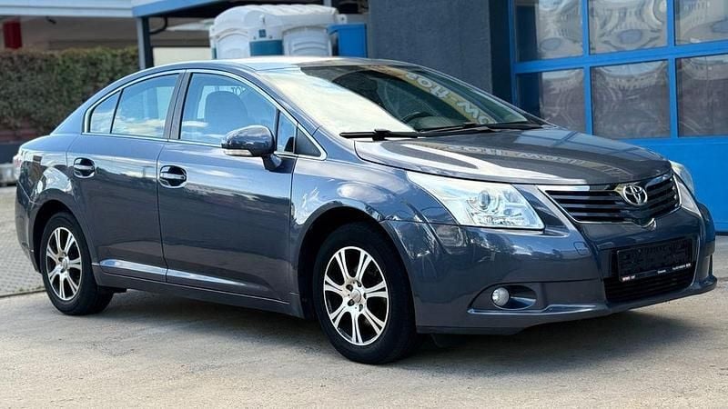 Grau Gebraucht 2009 Toyota Avensis Sol Limousine | 5.500 € (Guter Preis) - Bild 1/4