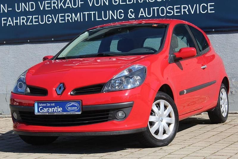Rot Gebraucht 2007 Renault Clio III Dynamique Kleinwagen | 4.890 € (Fairer Preis) - Bild 1/4