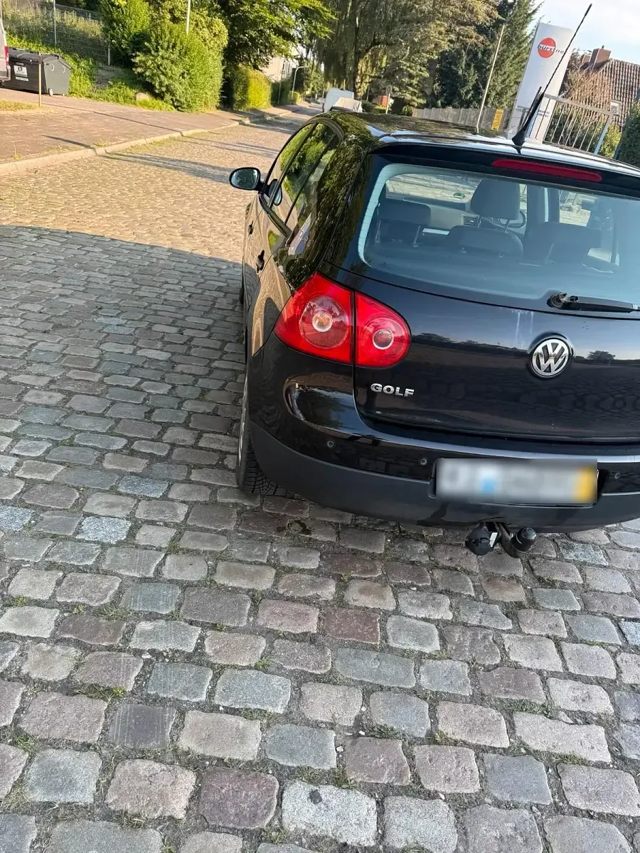 Gebraucht VW Golf IV 80 PS (58 kW) 2005 Schwarz Limousine