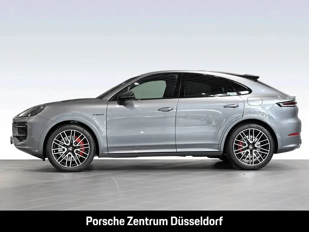 Gebraucht Porsche Cayenne S E-Hybrid Coupe Black Edition 519 PS (381 kW) 2026 Vanadiumgraumetallic SUV
