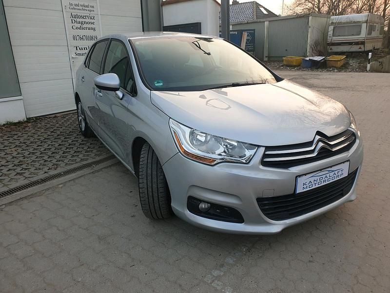 Gebraucht Citroën C4 120 PS (88 kW) 2012 Silber Kleinwagen