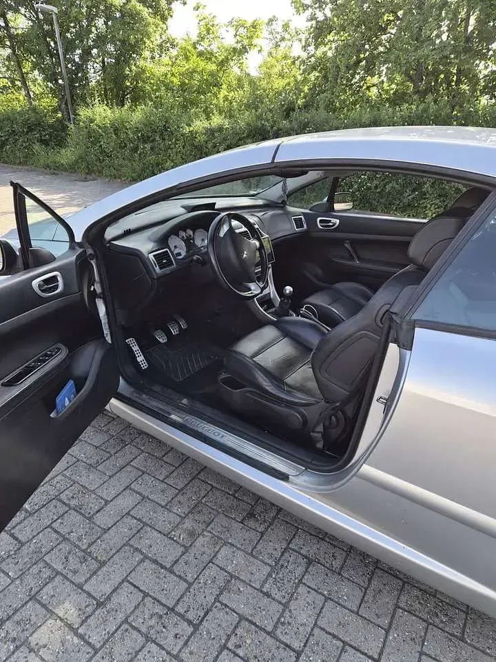 Gebraucht Peugeot 307 CC 136 PS (100 kW) 2005 Silber Cabrio