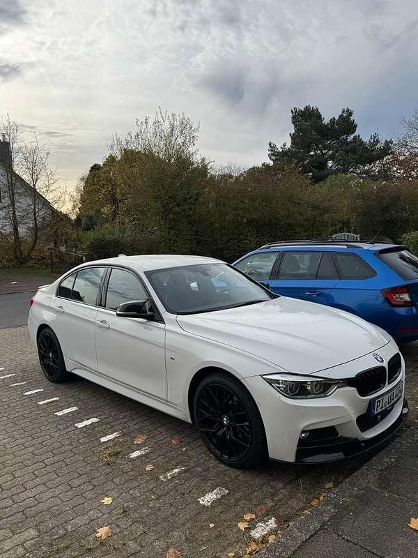 Gebraucht 2018 BMW 320 M Sport Limousine | 19.999 € (Fairer Preis) - Bild 1/4