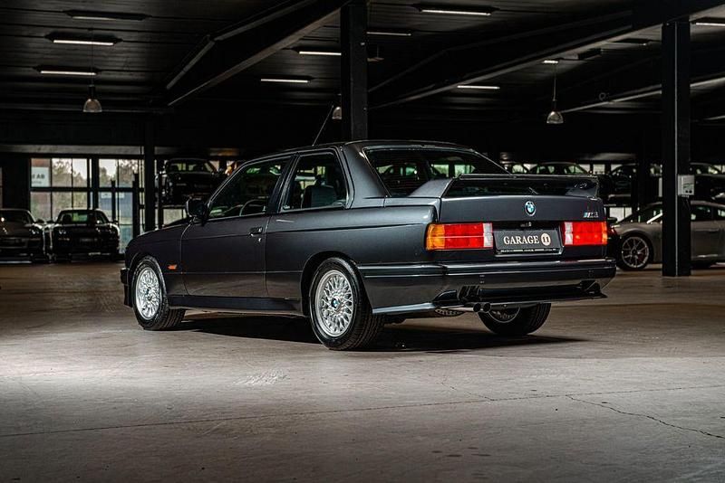 Gebraucht BMW M3 Performance 194 PS (142 kW) 1987 Schwarz