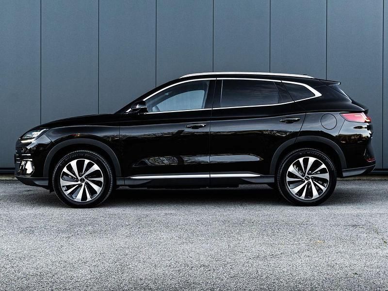 Neu BYD Seal U Design 131 PS (96 kW) 2026 Schwarz SUV