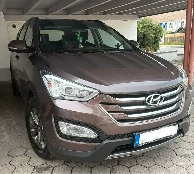 Gebraucht Hyundai Santa Fe Trend 192 PS (141 kW) 2015 Braun SUV