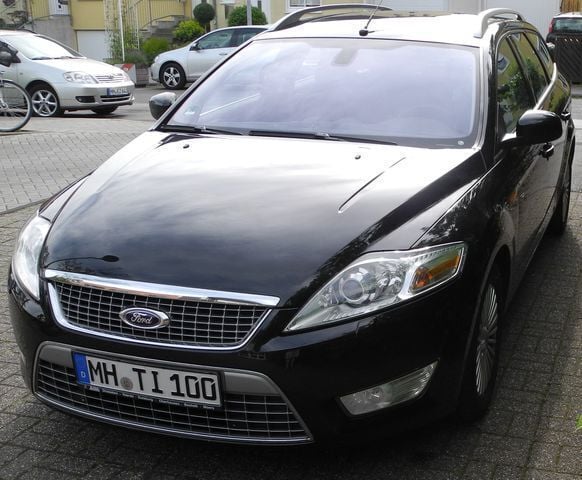 Gebraucht Ford Mondeo Titanium 197 PS (144 kW) 2008 Schwarz metallic Kombi