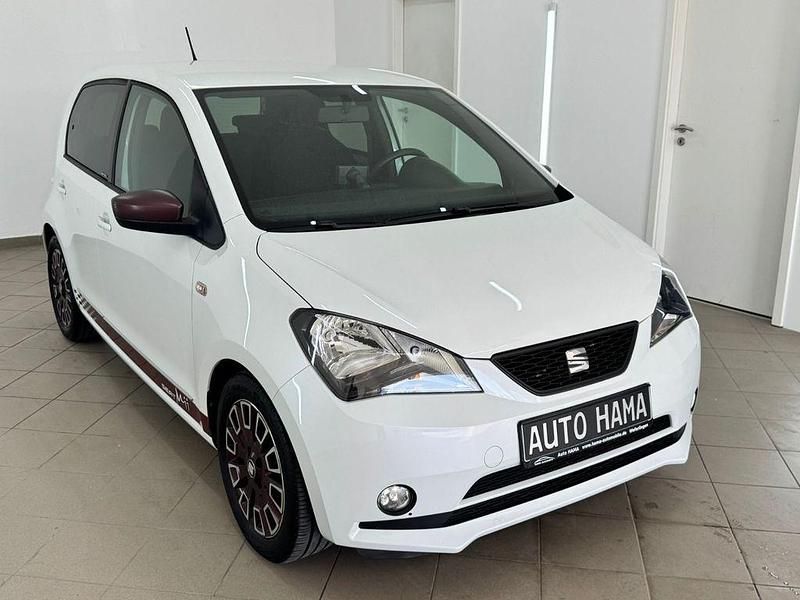 Gebraucht Seat Mii Chic 75 PS (55 kW) 2016 Oryxweiß perlmutteffekt Kleinwagen