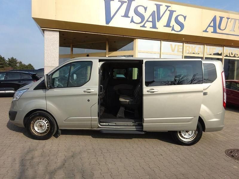 Gebraucht Ford Tourneo Titanium 155 PS (114 kW) 2016 Beige Van / Kleinbus