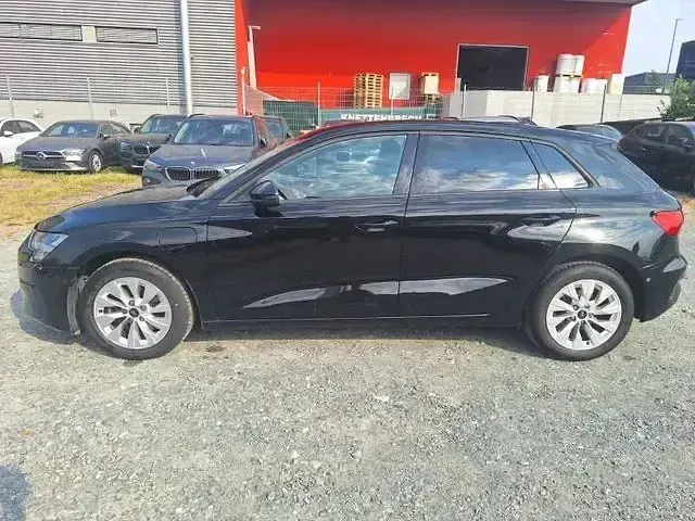 Gebraucht Audi A3 e-tron Basis 116 PS (85 kW) 2022 Andere Kleinwagen