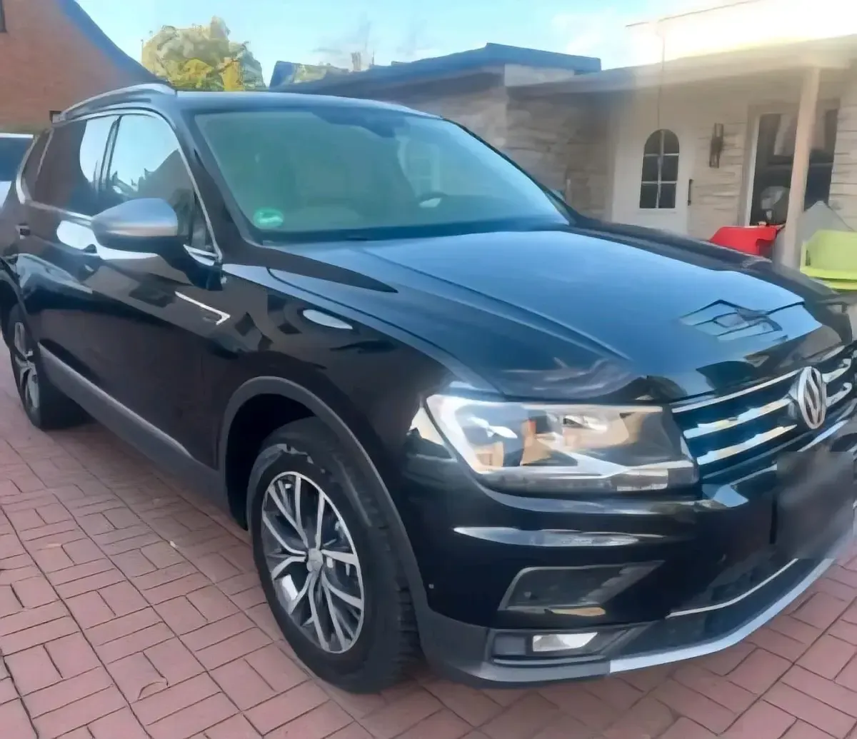 Gebraucht VW Tiguan 150 PS (110 kW) 2019 Schwarz SUV