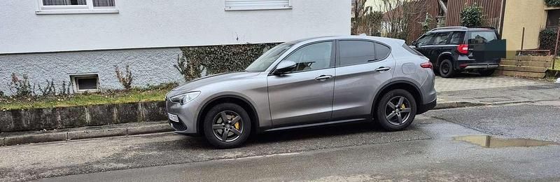 Gebraucht Alfa Romeo Stelvio Super 190 PS (139 kW) 2019 Grau SUV