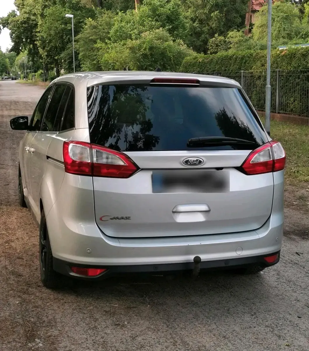 Gebraucht Ford Grand C-Max Titanium 182 PS (133 kW) 2011 Silber Van / Kleinbus