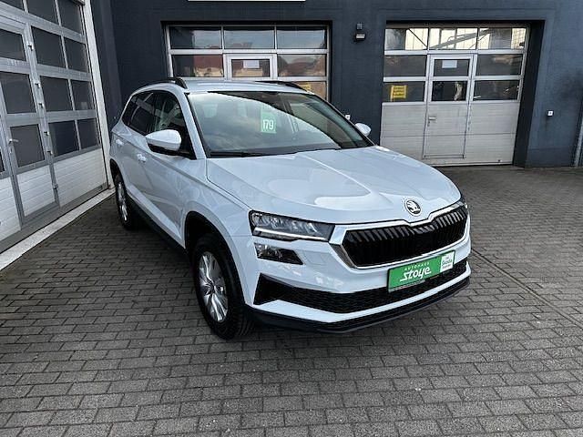 Gebraucht Skoda Karoq 150 PS (110 kW) 2026 Weiß SUV