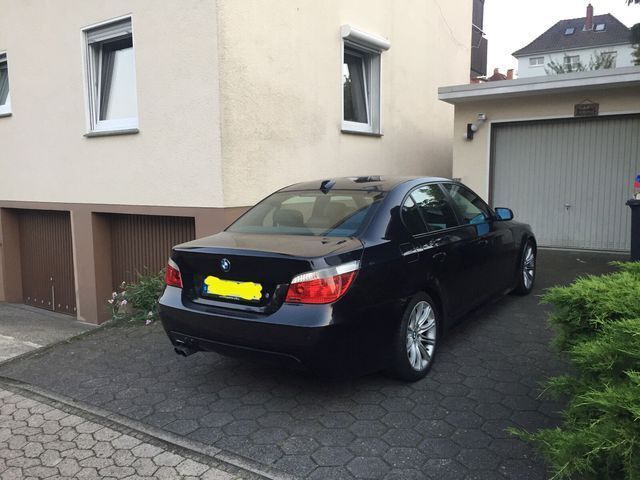 Gebraucht BMW 523 M Sport 241 PS (177 kW) 2005 Blau metallic Limousine