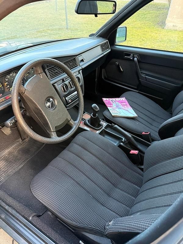 Gebraucht Mercedes 190 1987 Blau Limousine